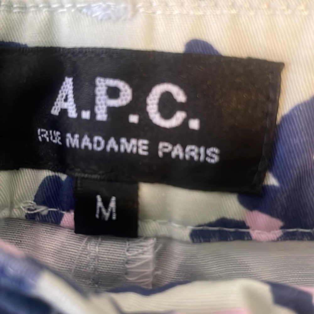 APC Leopard print mini skirt, size M - Picture 2 of 3